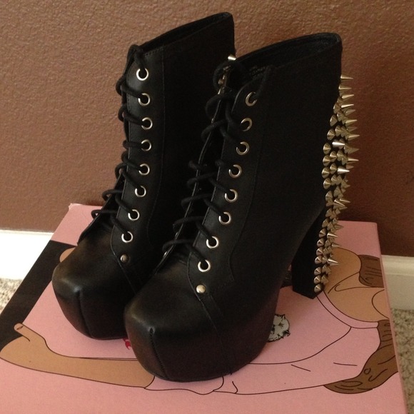 Jeffrey Campbell Shoes - 💥REDUCED💥Jeffrey Campbell Spiked Litas