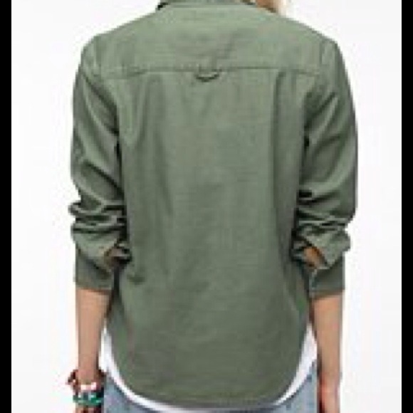 Related Items getessay2016.tk provide extensive information about Identification, Prepare, and Wear Selected Army-Issue Uniforms (getessay2016.tk) Army Green Shirt (short / long sleeve). Army Green Trousers (officer, warrant officers, enlisted). Two pocket with button down flap. May be worn with four-in-hand tie. May be worn with collar open.