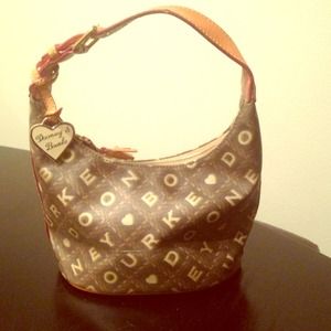 Authentic Dooney and Bourke bucket purse