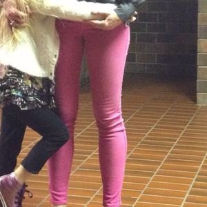 Rich a  skinny pink( also same size in blur)