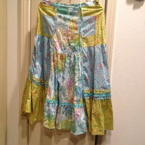 OILILY SKIRT SIZE M