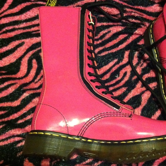 Hight top hot pink boots