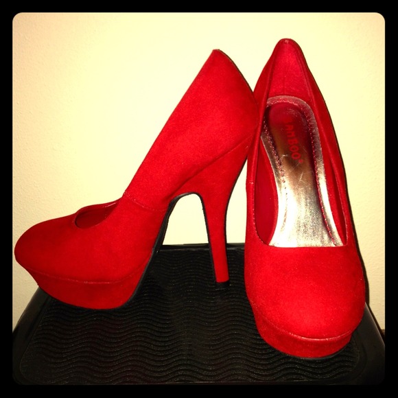 Siren fierce Red Pumps - Brand new never worn!
