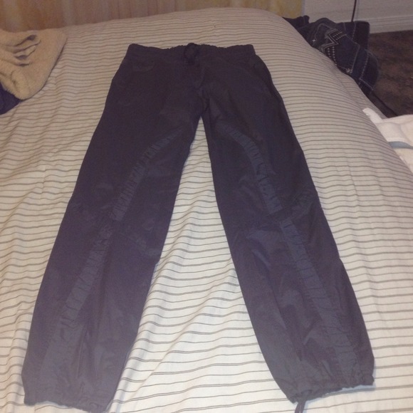 🚫SOLD🚫Lulu pants " community pant"