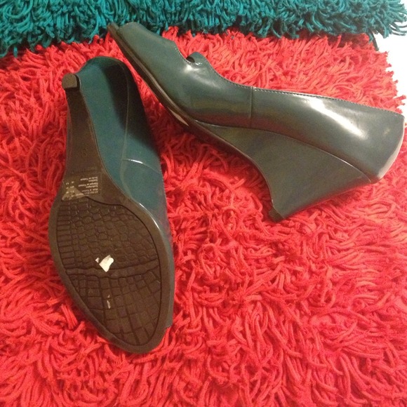 SOLD***** - Picture 2 of 3