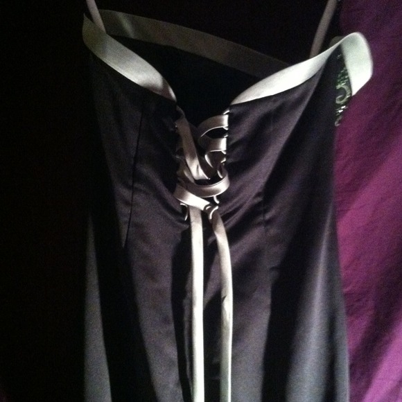 Prom dress - Picture 4 of 4