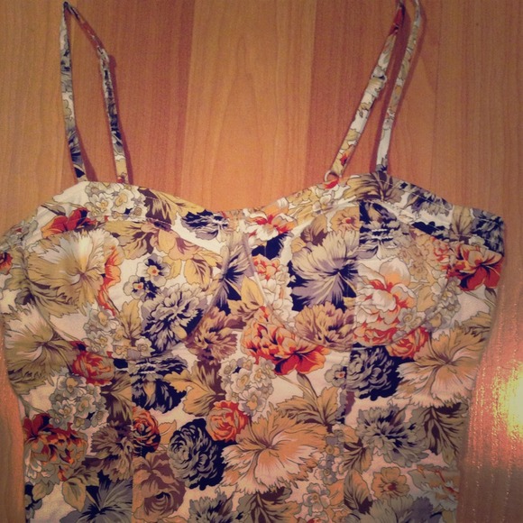 SOLD 👏❌ FLORAL/HAWAIIAN PRINT CORSET