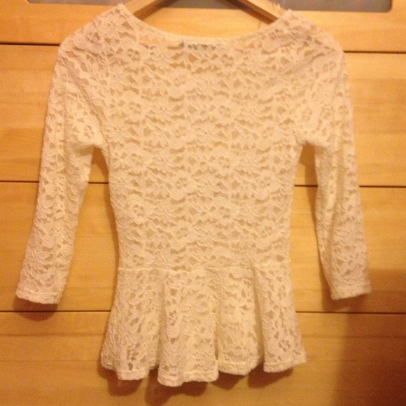 Foreign exchange White lace blouse. Brand new! - Picture 3 of 4