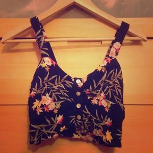 RESERVED!!!! Cute Floral Crop tank!