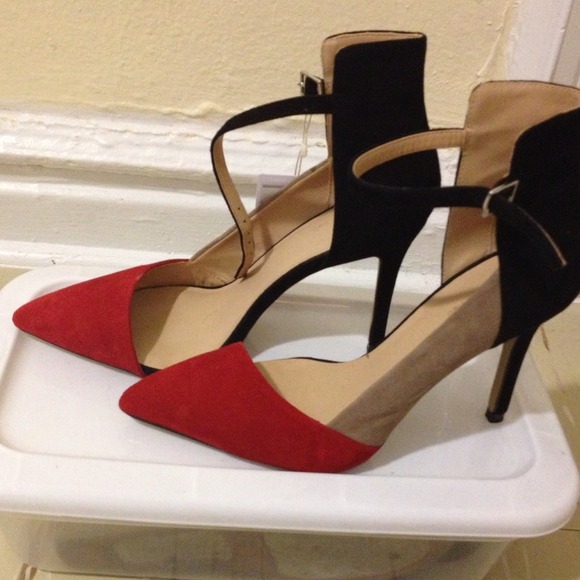 Zara suede pumps
