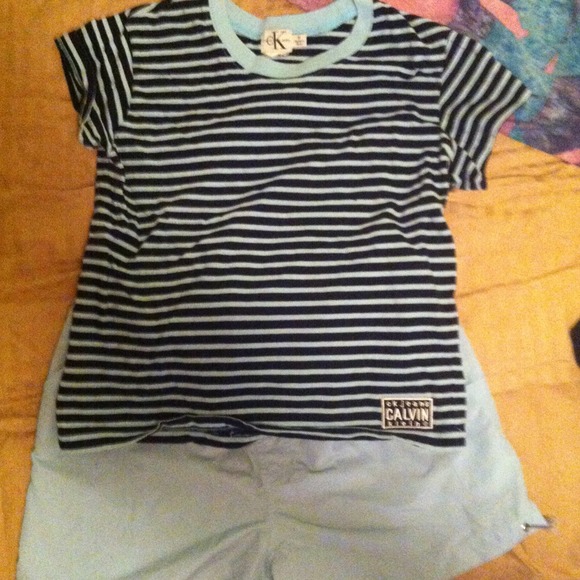 CALVIN KLEIN SUMMER SHORT SLEEVE SHIRT - Picture 2 of 2