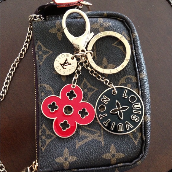 Must Have LV Bag Charm!