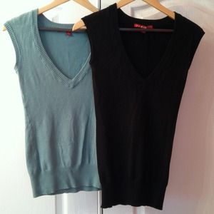 2 sweater vest bundle: 1 green, 1 black