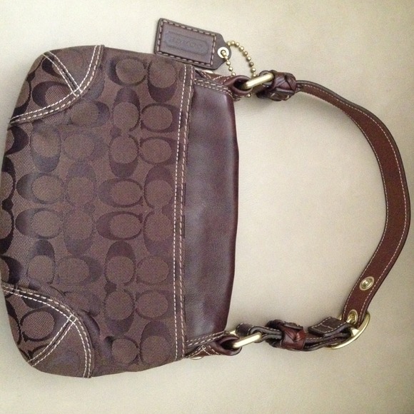 Authentic Coach Monogram - Picture 4 of 4