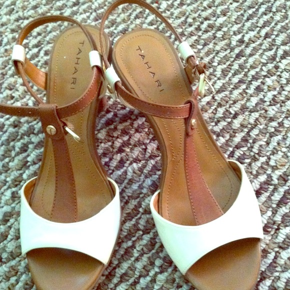 Tahari color block heels