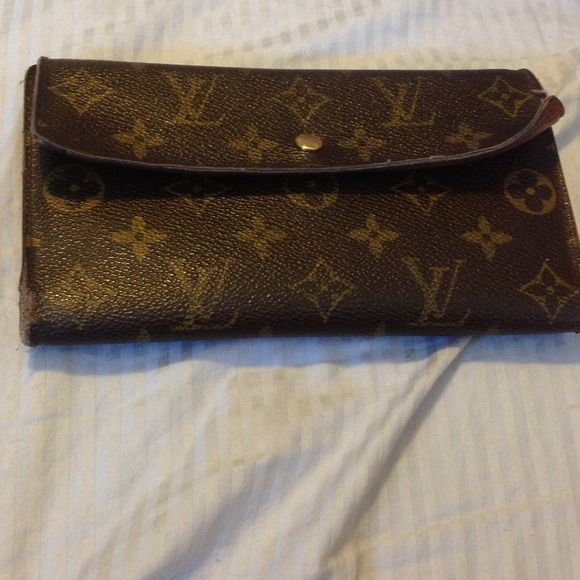 SOLD REDUCED🔸Louis Vuitton wallet 💯authentic
