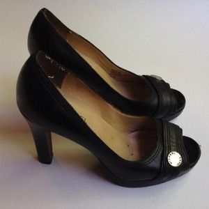 Peep Toe Pumps