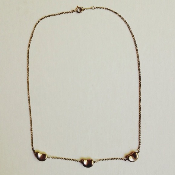 Tiffany and Co classic bean necklace