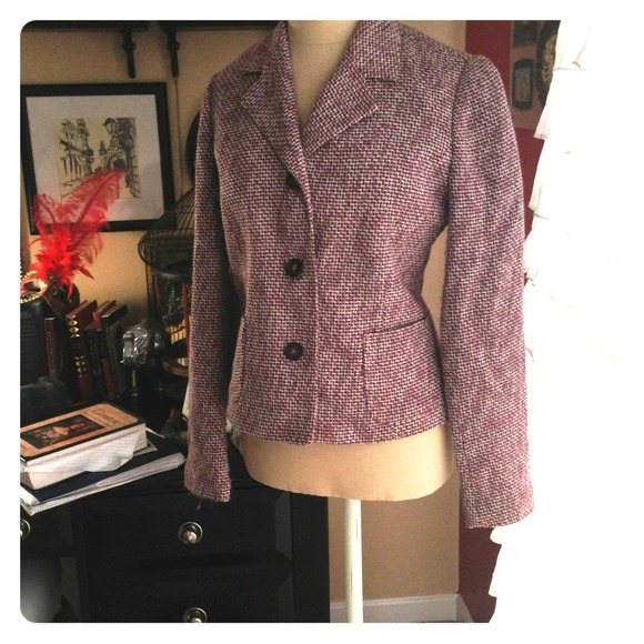 ⛔Bundled⛔ Purple and pink tweed jacket