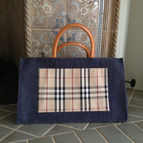 Burberry tote