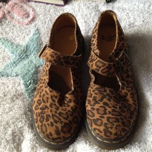 Dr. Martens Leopard print Mary Janes 10
