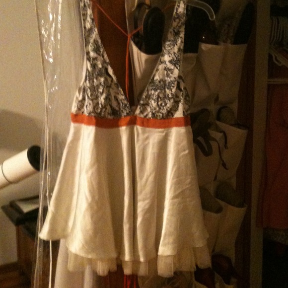 Victoria Secret Baby-doll Nightie (SOLD)