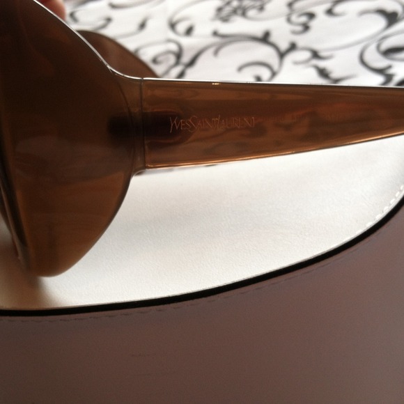 Reduced!Authentic Yves Saint Laurent! Brand new 💖 - Picture 3 of 3