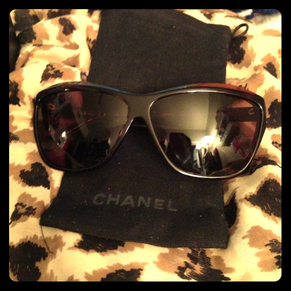 🚫SOLD🚫 💯% Authentic Chanel Sunglasses 5153