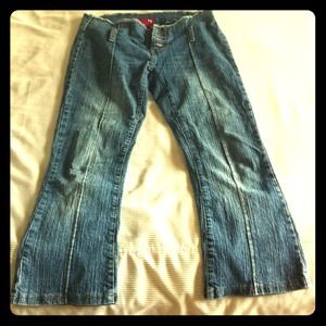 Denim low cut capris!!!