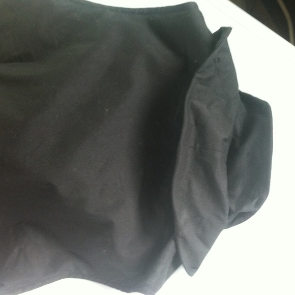 Samuel Dong zip front sleeveless ruffle top. NWOT - Picture 4 of 4