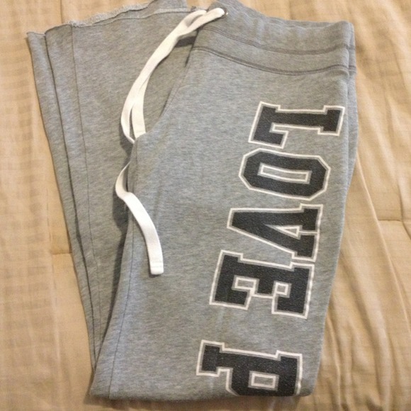 **Sold**VS sweat pants
