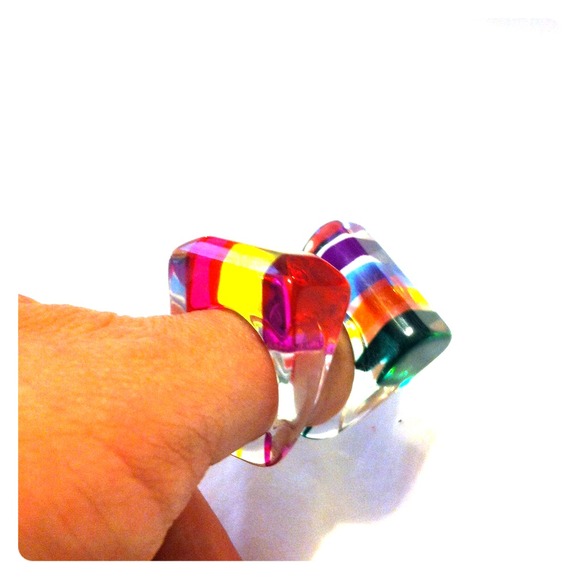 2 multicolored rings