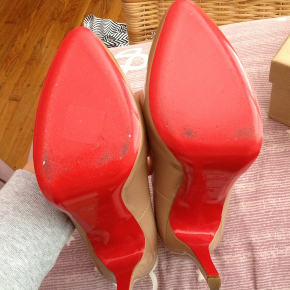 🌟SOLD🌟Christian Louboutin Rolando Nude 37.5 - Picture 3 of 4