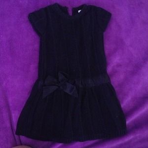 Girls size 18months sweater dress🎀