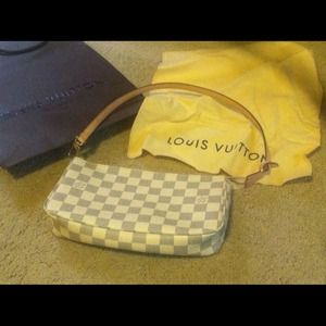 Reduced!! 💯% Authentic Louis Vuitton
