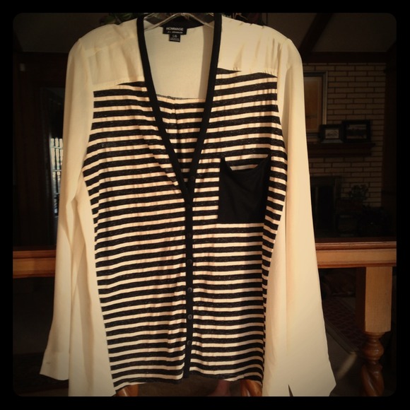 Long sleeve sheer top!!