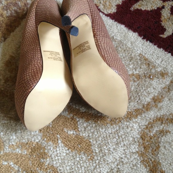 SOLD!!!!! - Picture 3 of 4