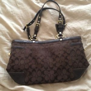 NEW PRICE!! 🎀 Brown Coach purse 100% authentic