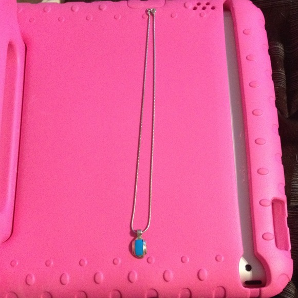 Beatiful Blue Stone Pendant🎉Reduced - Picture 4 of 4
