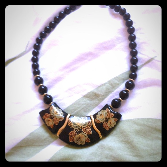 Vintage Japanese Black & Gold Bead Floral Necklace