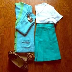 Turquoise pleated mini skirt