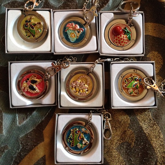 Handbag holder. Price is for one bag holder.