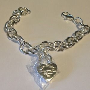 Tiffany & Co 'Inspiration' bracelet w heart