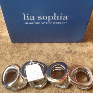 ✨SOLD✨ Sophia Glacier Bay Bracelet.