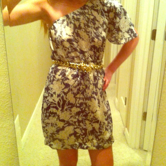 Lace pattern dress