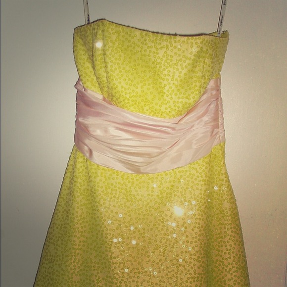 Like new prom dress - Picture 1 of 1