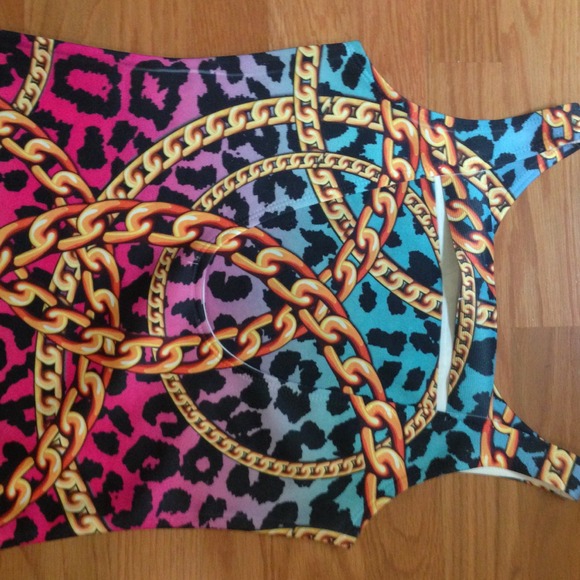 Awesome Cheetah and chain dress - Picture 3 of 3