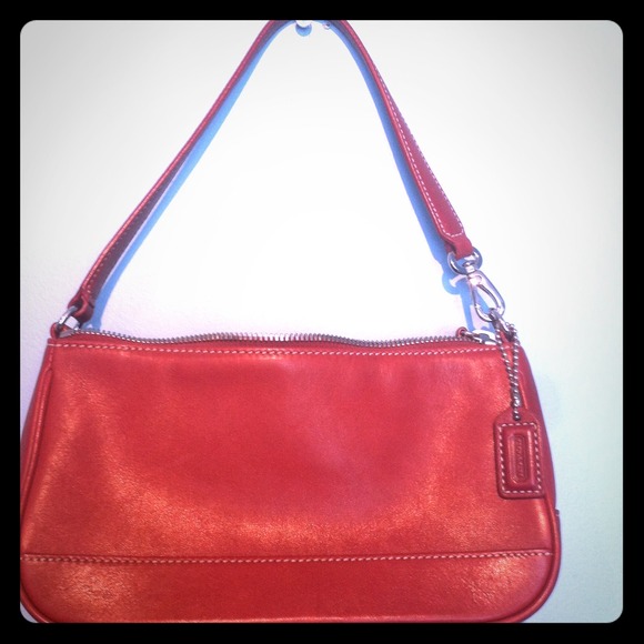 COACH fab red leather Hampton Demi