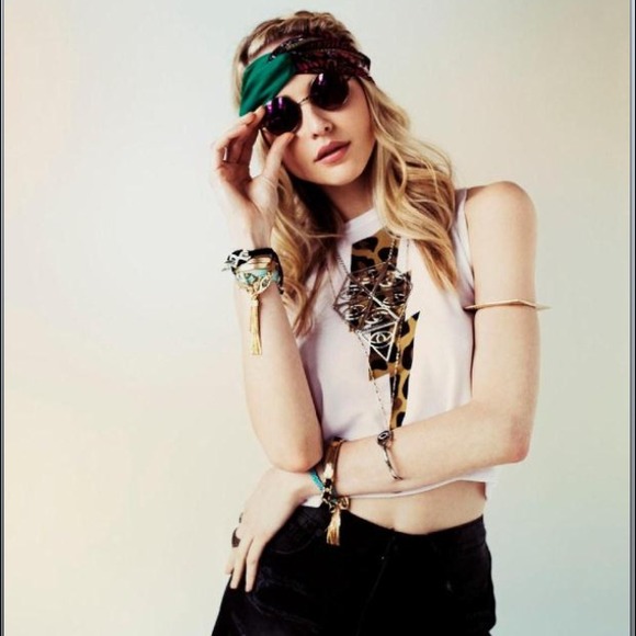 Neon Leather tassel bracelet - Picture 2 of 3