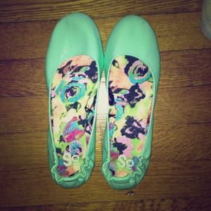 !!!Bundled!!!Mint green flats